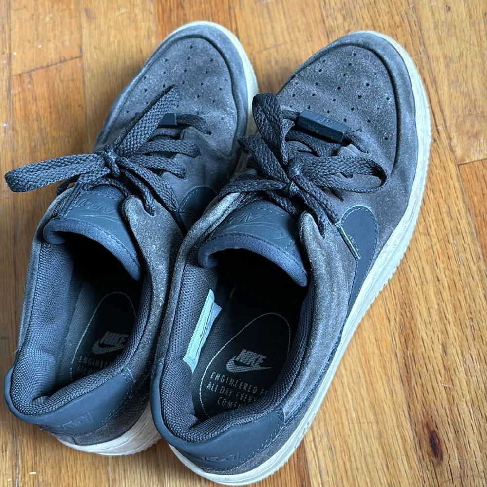 Nike Women’s Airforce Sage one platform